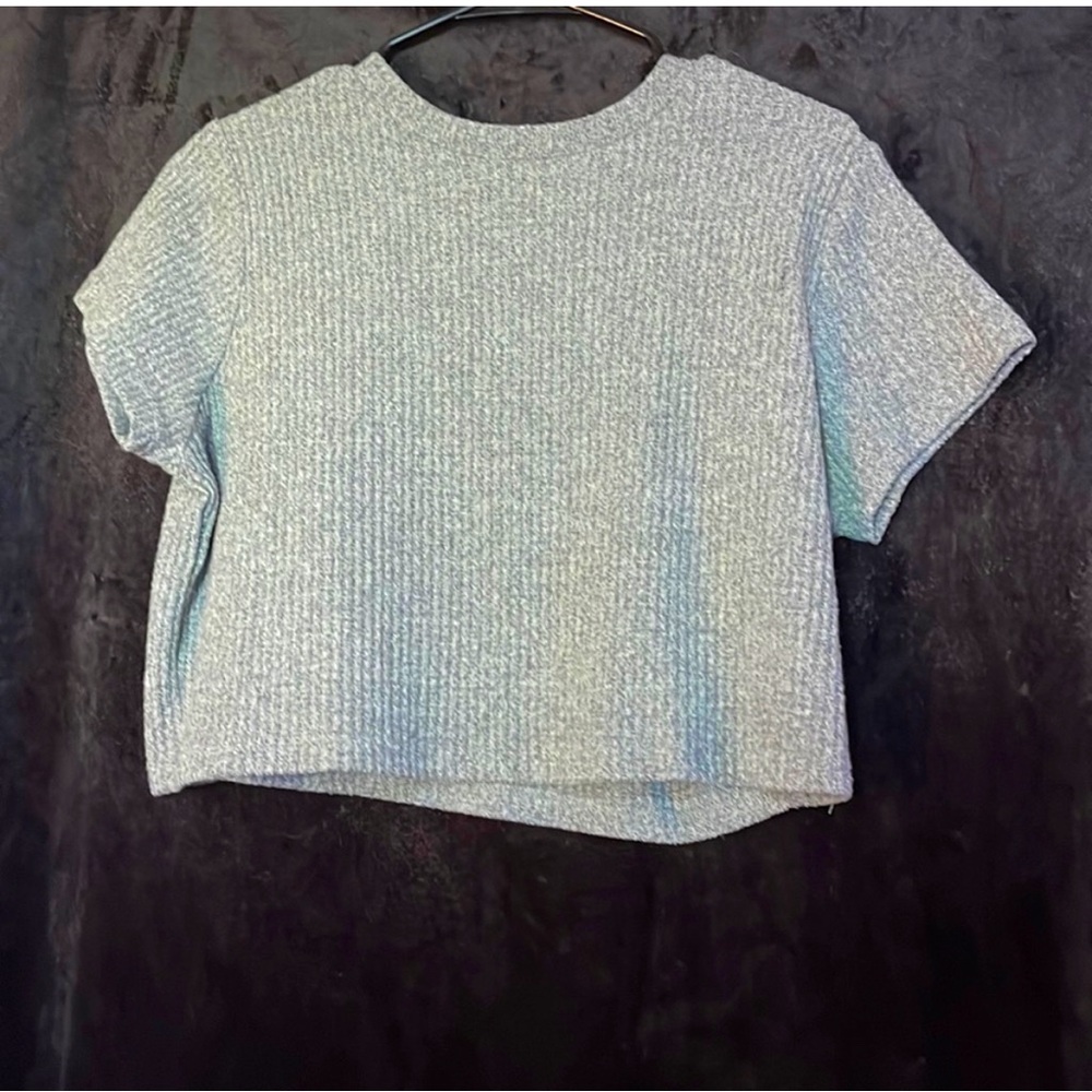 Crop rue 21 shirt